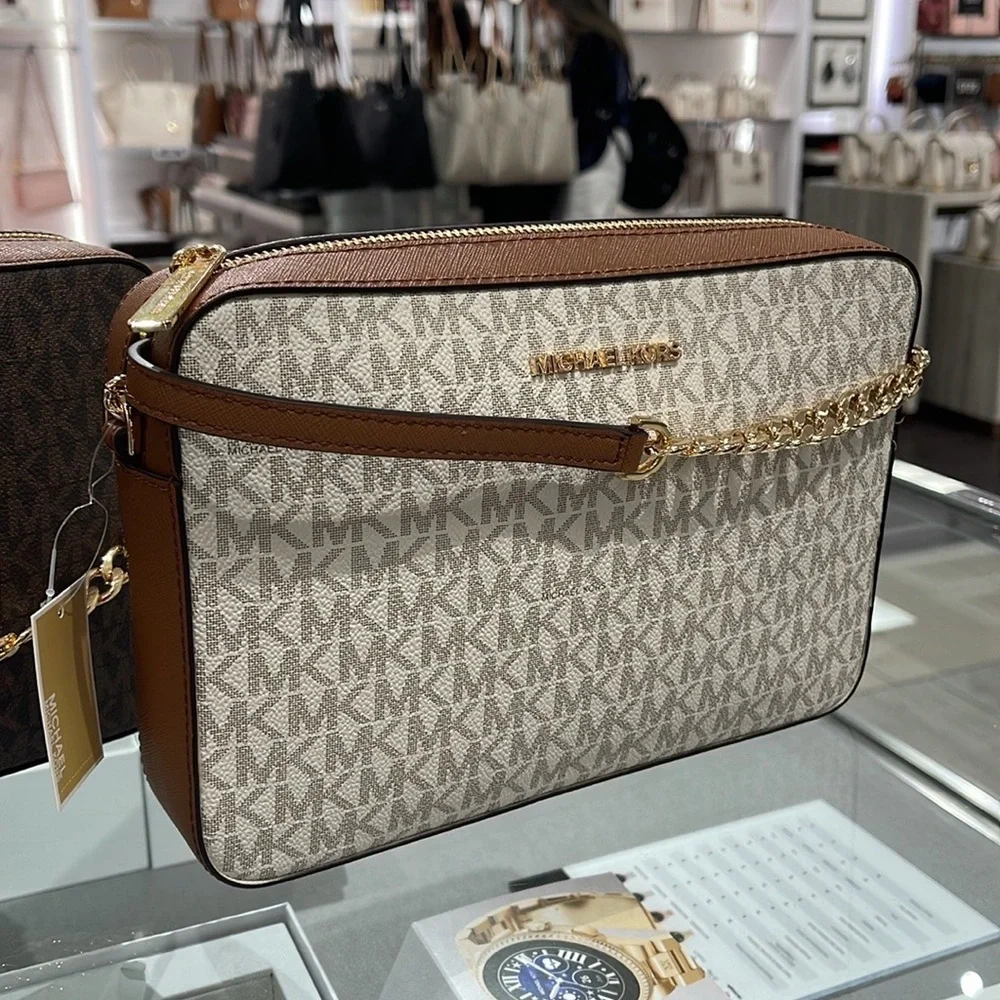 Michael Kors Jet Set Item Large East West Zip Crossbody Vanilla Signature